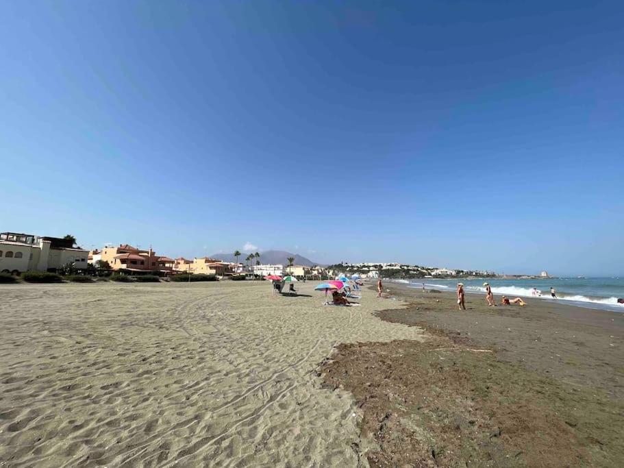 Апартаменты Atico Con Gran Terraza A 50 Metros De La Playa De Casares Сан-Луис-де-Сабинильяс Экстерьер фото